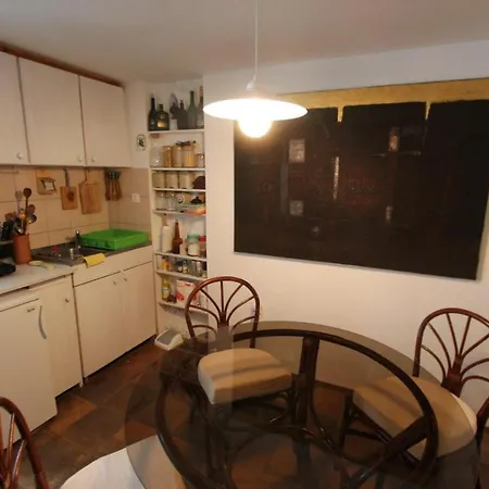 House With A Parking Space - 12159 度假居 *