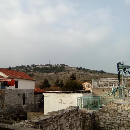 House With A Parking Space - 12159