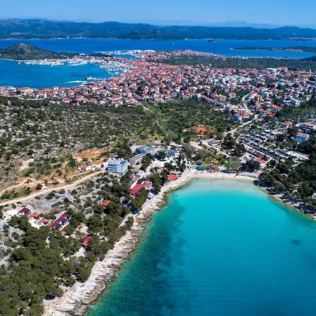 House With A Parking Space - 12159 *